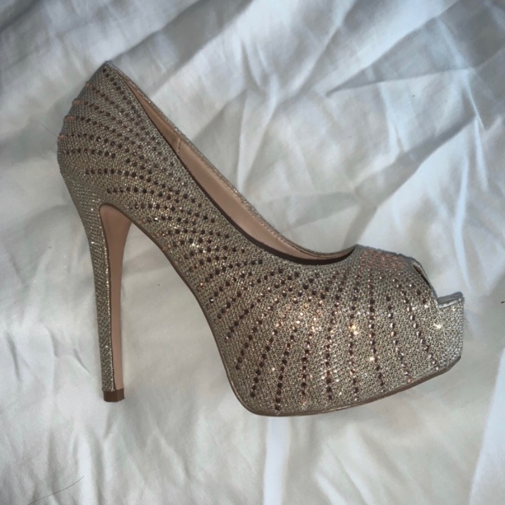 Gorgeous Sparkly Heels